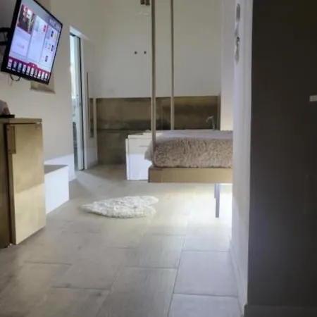 Shibari Jacuzzi Liefdeshotel